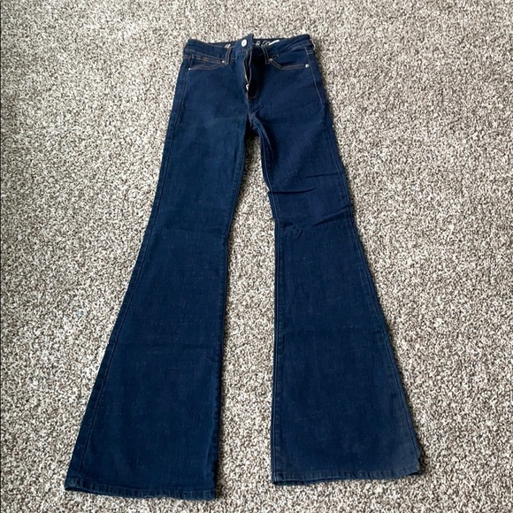 Abercrombie Flare leg jeans - Picture 1 of 4